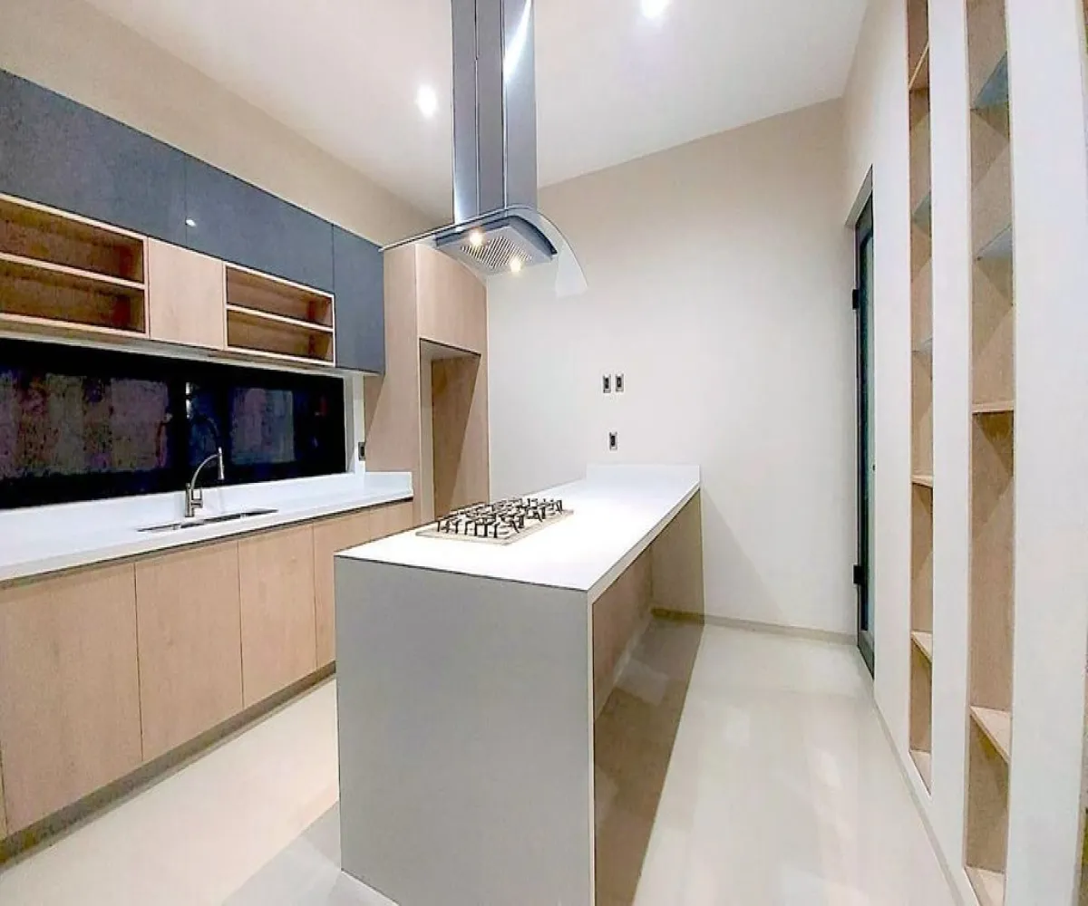 Casa En Venta,Valle Imperial,Blvd. Valle Imperial 696, Zapopan, Jalisco 45134, 5 Habitaciones,5 Baños,Blvd. Valle Imperial,2,p9j3Q74