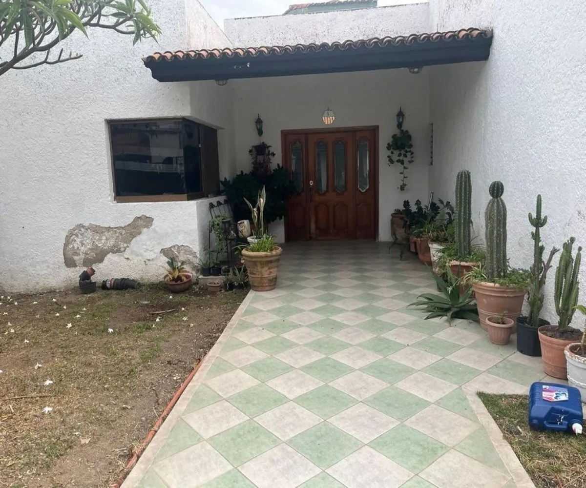 Casa En Venta,Santa Ana Tepetitlán,Paseo de la Cañada 6, Zapopan, Jalisco 45230, 4 Habitaciones,3 Baños,Paseo de la Cañada,1,pwR3dvG