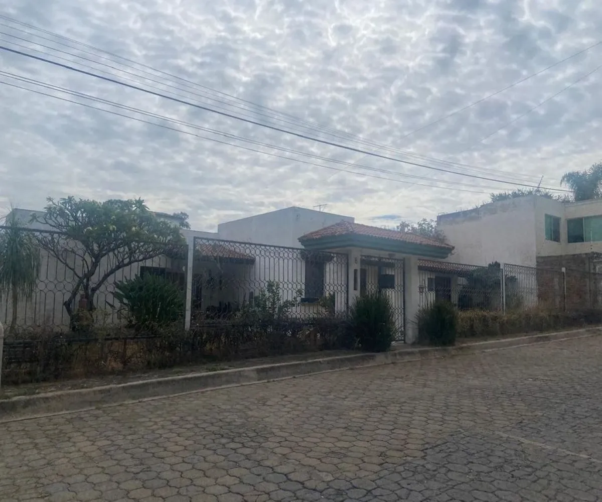 Casa En Venta,Santa Ana Tepetitlán,Paseo de la Cañada 6, Zapopan, Jalisco 45230, 4 Habitaciones,3 Baños,Paseo de la Cañada,1,pwR3dvG