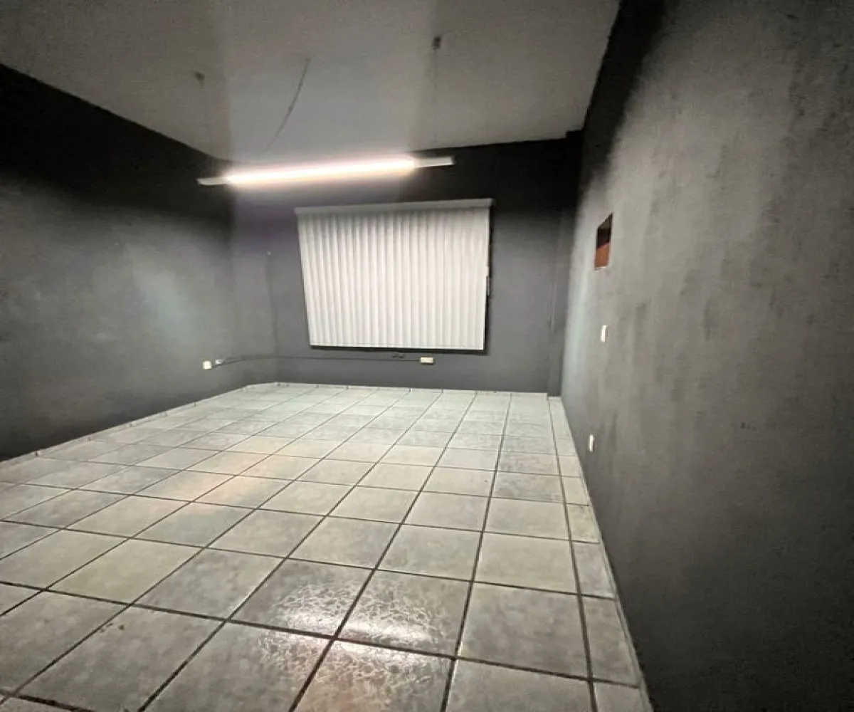 Bodega En Renta,Colonia Oblatos,Calle Damián Carmona 1784, Guadalajara, Jalisco 44700,3 Baños,Calle Damián Carmona,1,pauueCH