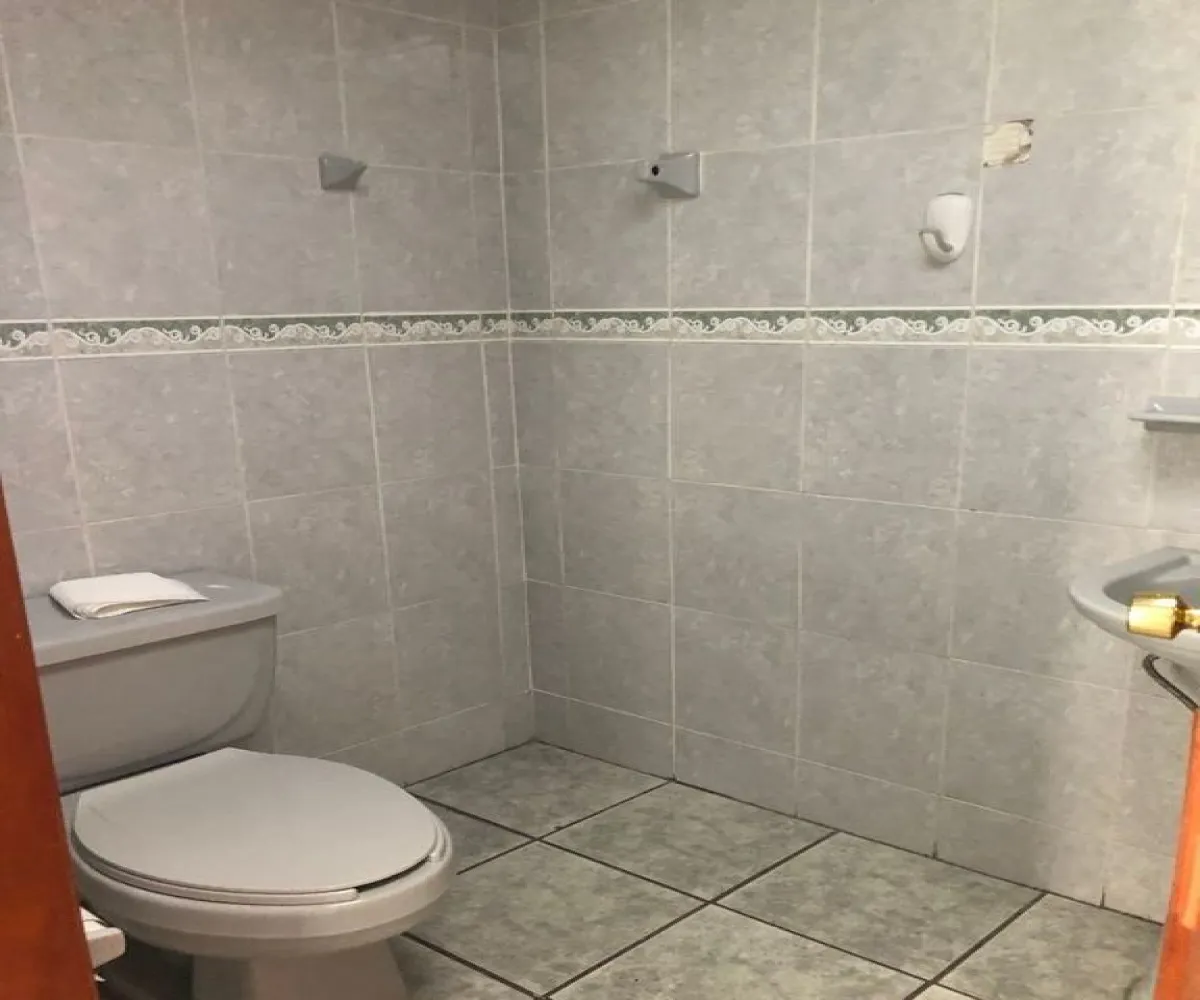 Bodega En Renta,Colonia Oblatos,Calle Damián Carmona 1784, Guadalajara, Jalisco 44700,3 Baños,Calle Damián Carmona,1,pauueCH