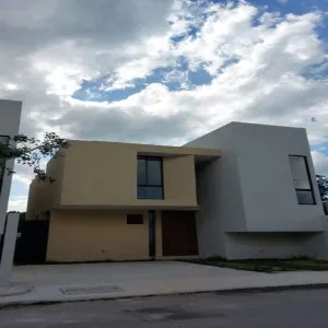 Casa En Venta,Carretera Chicxulub Puerto S/N, Conkal, Yucatán 97345, 4 Habitaciones,5 Baños,Carretera Chicxulub Puerto,1,p5kRs4t