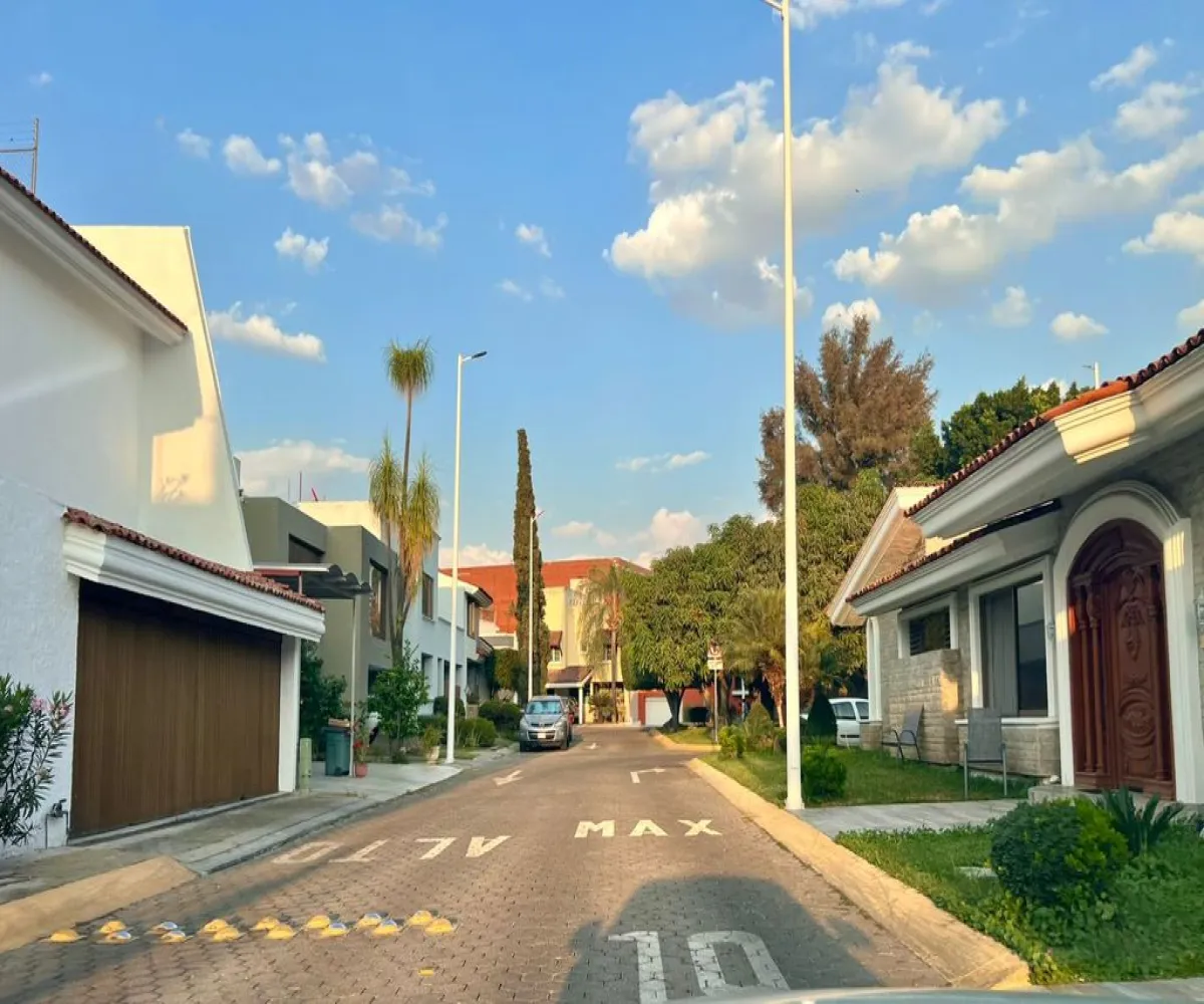 Casa En Venta,Verde Valle,Granate 2499 A8, Guadalajara, Jalisco 44550, 3 Habitaciones,3 Baños,Granate,1,pPVuiB3 Casa En Venta,Verde Valle,Granate 2499 A8, Guadalajara, Jalisco 44550, 3 Habitaciones,3 Baños,Granate,1,pPVuiB3