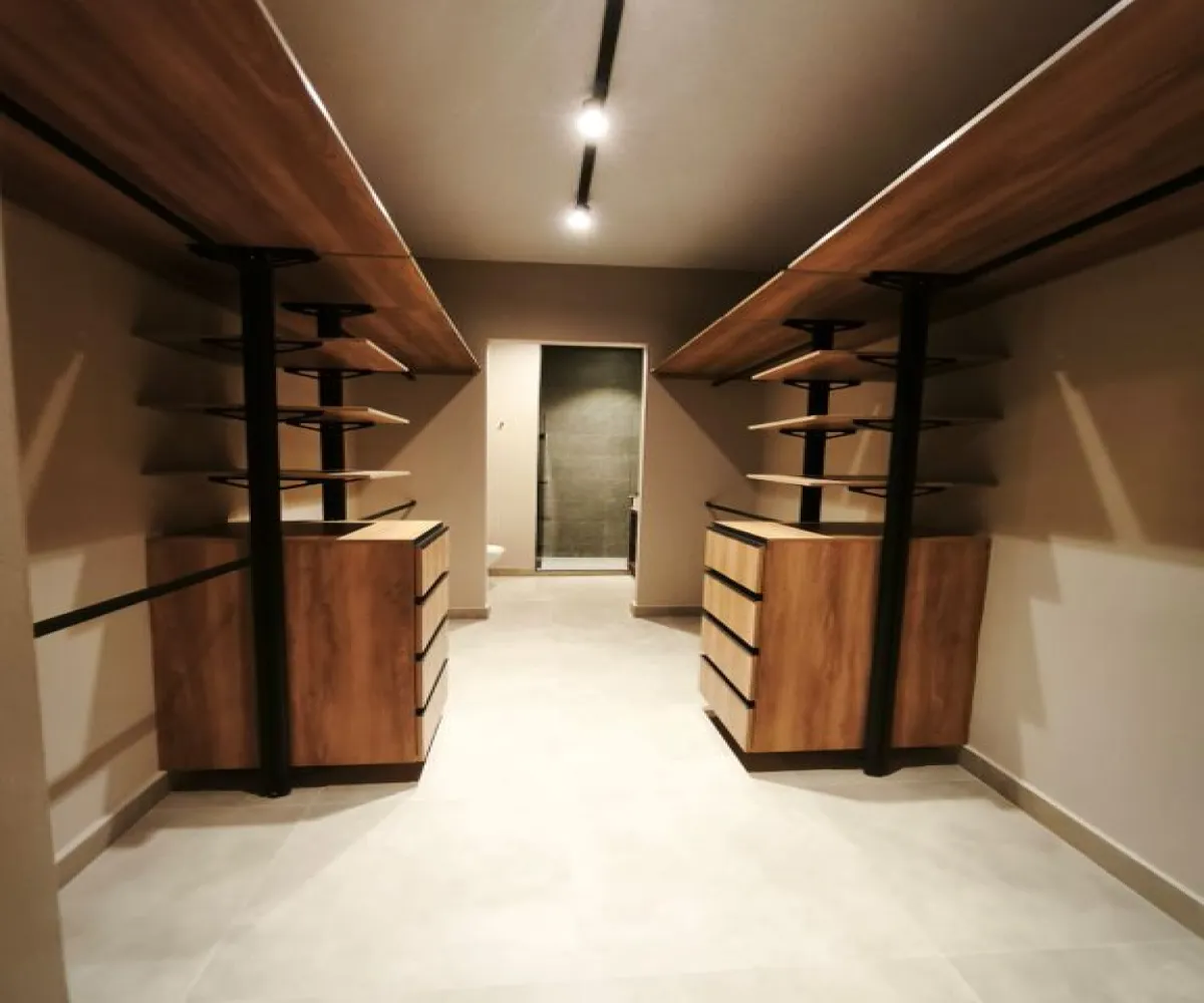 Departamento En Venta,Americana,Avenida de la Paz 2370, Guadalajara, Jalisco 44160, 1 Cuarto,1 Baño,Avenida de la Paz,1,pPVLF7c