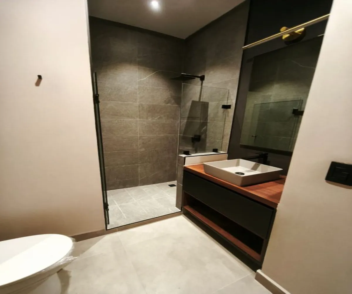 Departamento En Venta,Americana,Avenida de la Paz 2370, Guadalajara, Jalisco 44160, 1 Cuarto,1 Baño,Avenida de la Paz,1,pPVLF7c