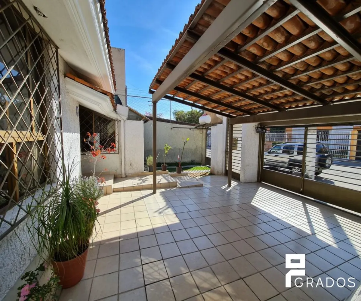 Casa En Venta,Chapalita de Occidente,Eje Central 5132, Zapopan, Jalisco 45030, 4 Habitaciones,3 Baños,Eje Central,1,pWzj6kl Casa En Venta,Chapalita de Occidente,Eje Central 5132, Zapopan, Jalisco 45030, 4 Habitaciones,3 Baños,Eje Central,1,pWzj6kl