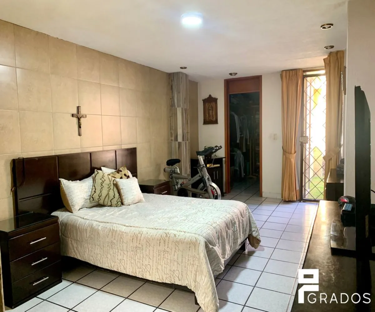 Casa En Venta,Chapalita de Occidente,Eje Central 5132, Zapopan, Jalisco 45030, 4 Habitaciones,3 Baños,Eje Central,1,pWzj6kl Casa En Venta,Chapalita de Occidente,Eje Central 5132, Zapopan, Jalisco 45030, 4 Habitaciones,3 Baños,Eje Central,1,pWzj6kl