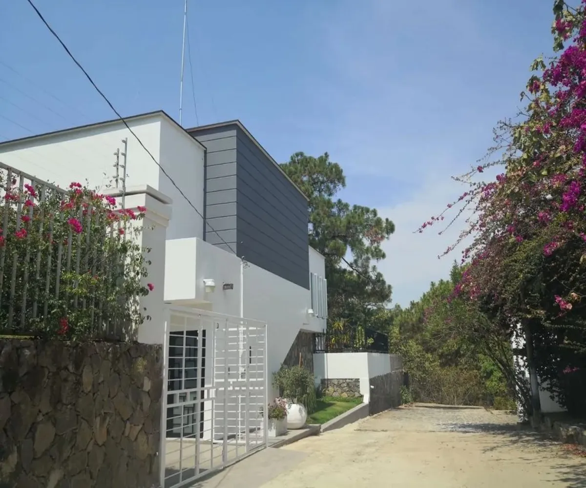 Terreno En Venta,Fraccionamiento El Roble,kilometro 3.5 carretera Guadalajara Ameca S/N, El Arenal, Jalisco 45226,kilometro 3.5 carretera Guadalajara Ameca,pwikWCm