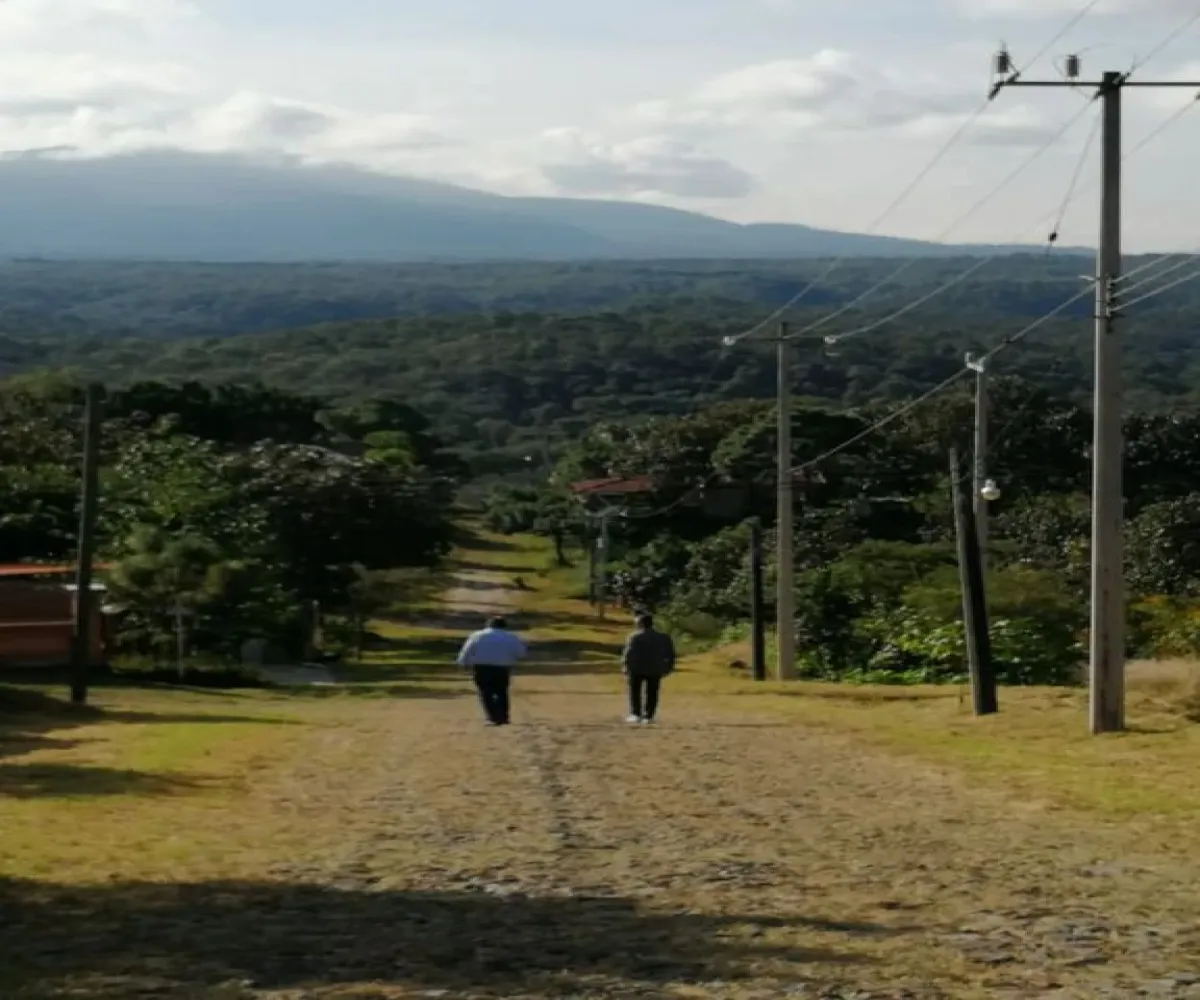 Terreno En Venta,Fraccionamiento El Roble,kilometro 3.5 carretera Guadalajara Ameca S/N, El Arenal, Jalisco 45226,kilometro 3.5 carretera Guadalajara Ameca,pwikWCm