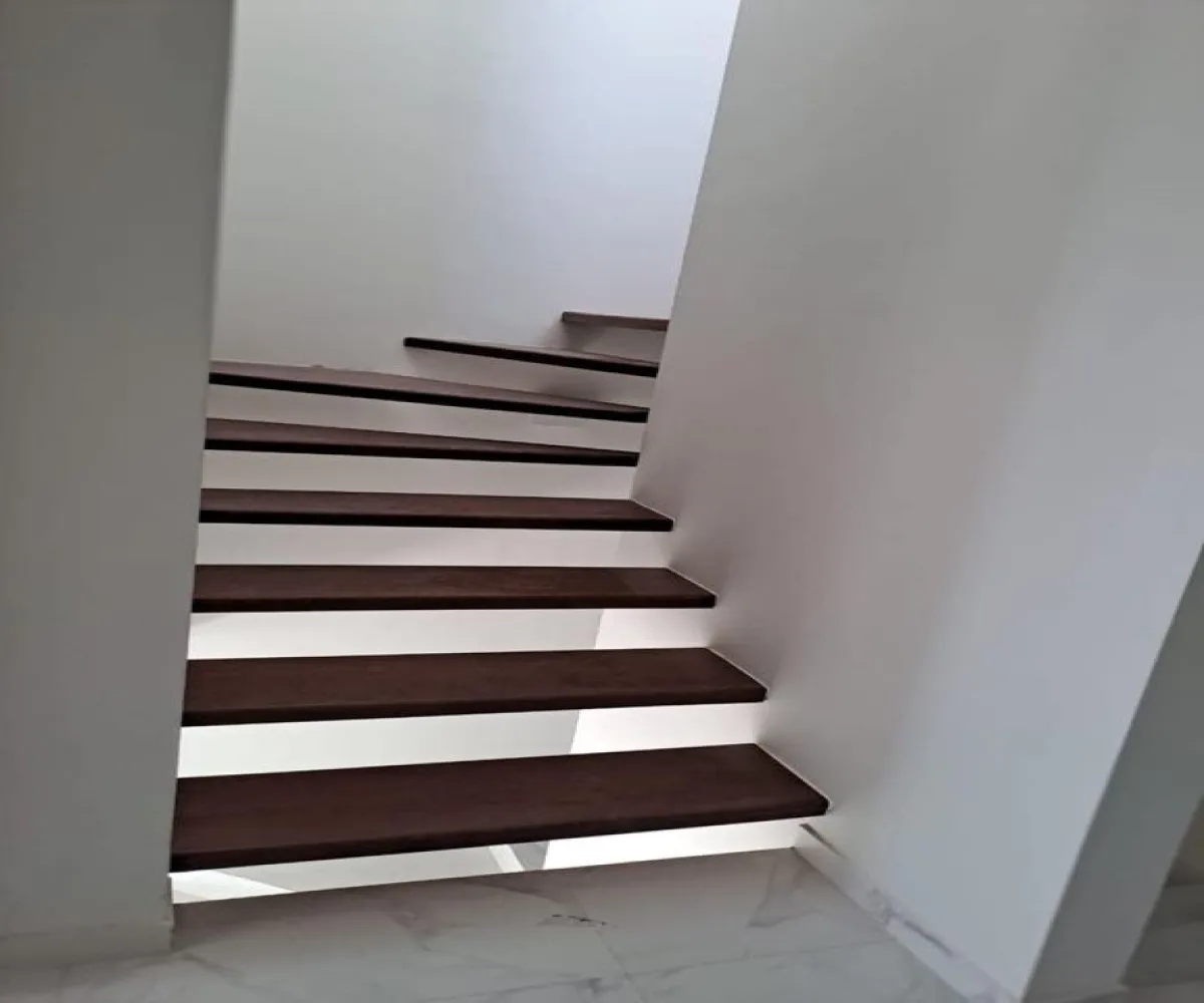 Casa En Venta,Punto Sur,Punto Sur 106, Tlajomulco de Zúñiga, Jalisco 45645, 4 Habitaciones,4 Baños,Punto Sur,3,p9xBurT