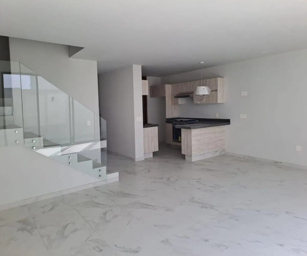 Casa En Venta,Punto Sur,Punto Sur 106, Tlajomulco de Zúñiga, Jalisco 45645, 4 Habitaciones,4 Baños,Punto Sur,3,p9xBurT