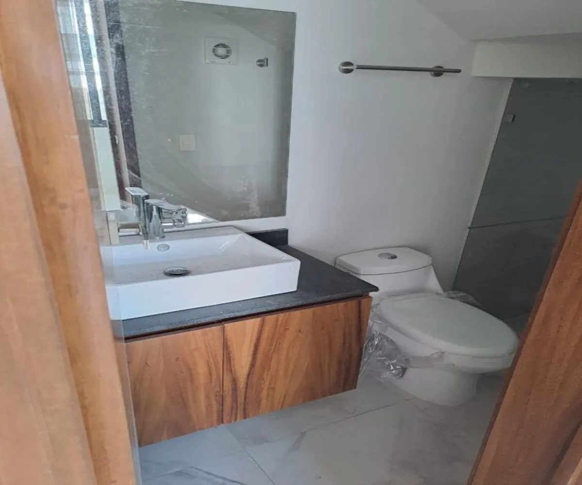 Casa En Venta,Punto Sur,Punto Sur 106, Tlajomulco de Zúñiga, Jalisco 45645, 4 Habitaciones,4 Baños,Punto Sur,3,p9xBurT