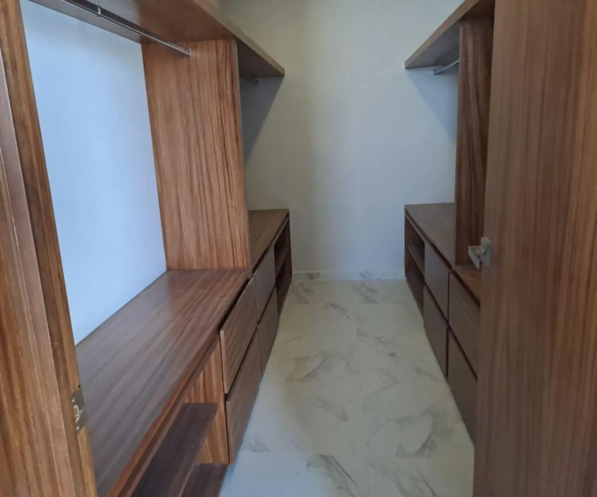 Casa En Venta,Punto Sur,Punto Sur 106, Tlajomulco de Zúñiga, Jalisco 45645, 4 Habitaciones,4 Baños,Punto Sur,3,p9xBurT