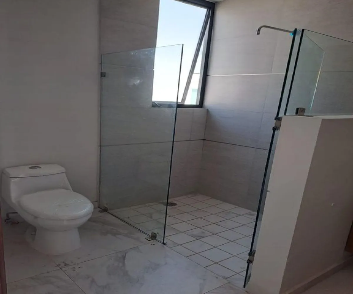 Casa En Venta,Punto Sur,Punto Sur 106, Tlajomulco de Zúñiga, Jalisco 45645, 4 Habitaciones,4 Baños,Punto Sur,3,p9xBurT