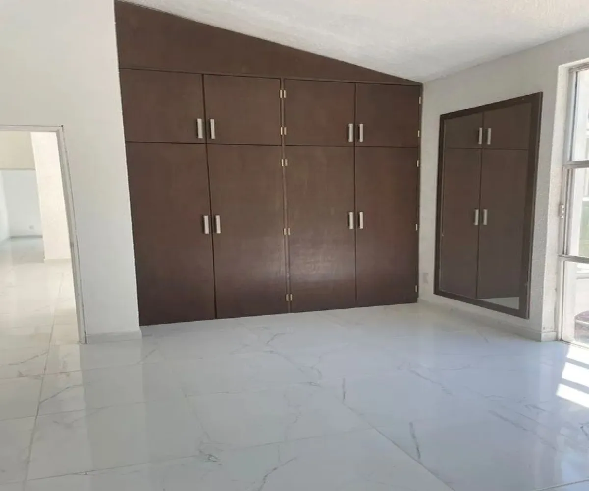 Casa En Venta,Puente Viejo 17, Zapopan, Jalisco 45206, 8 Habitaciones,8 Baños,Puente Viejo,2,pJPBctu Casa En Venta,Puente Viejo 17, Zapopan, Jalisco 45206, 8 Habitaciones,8 Baños,Puente Viejo,2,pJPBctu
