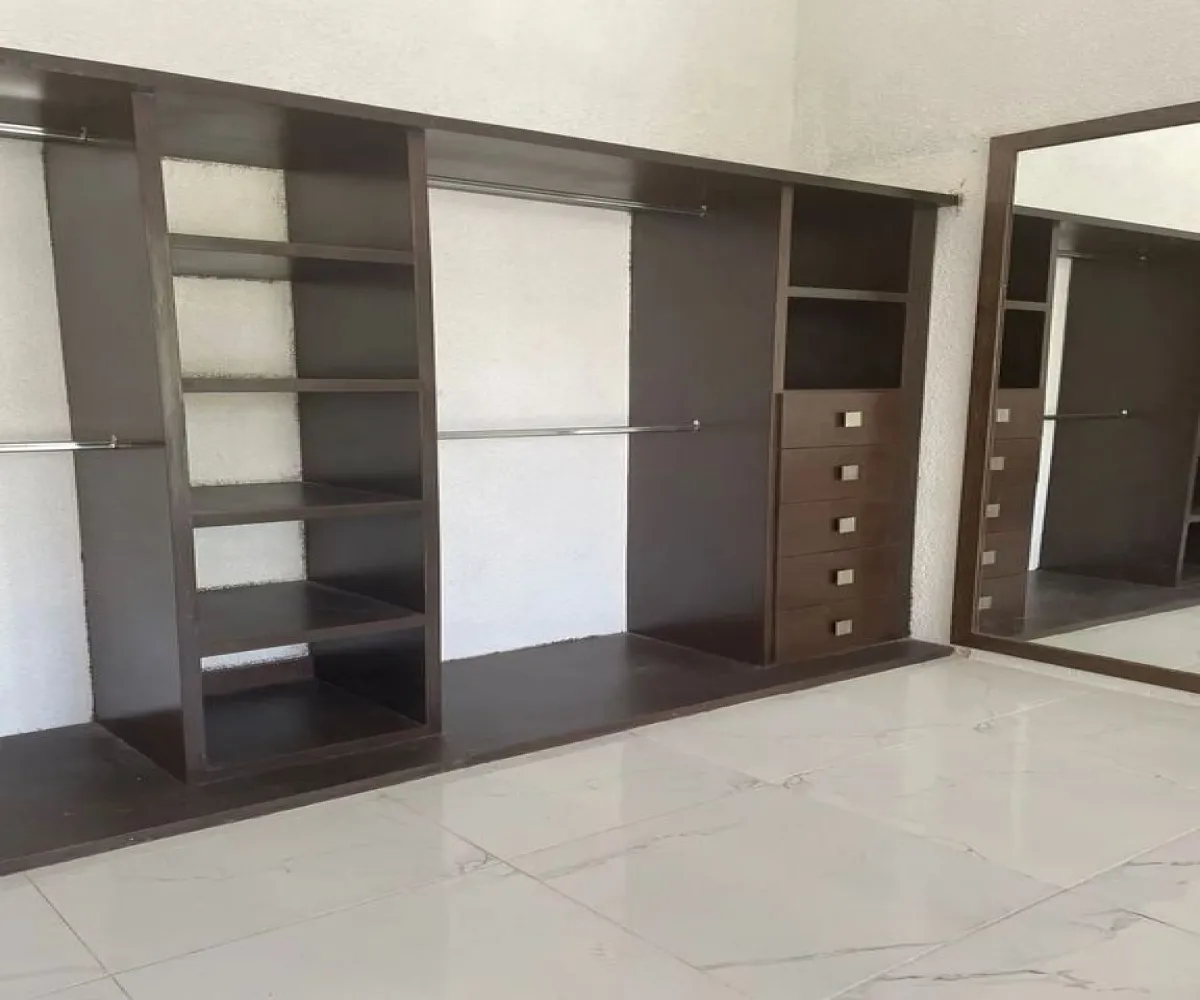 Casa En Venta,Puente Viejo 17, Zapopan, Jalisco 45206, 8 Habitaciones,8 Baños,Puente Viejo,2,pJPBctu Casa En Venta,Puente Viejo 17, Zapopan, Jalisco 45206, 8 Habitaciones,8 Baños,Puente Viejo,2,pJPBctu