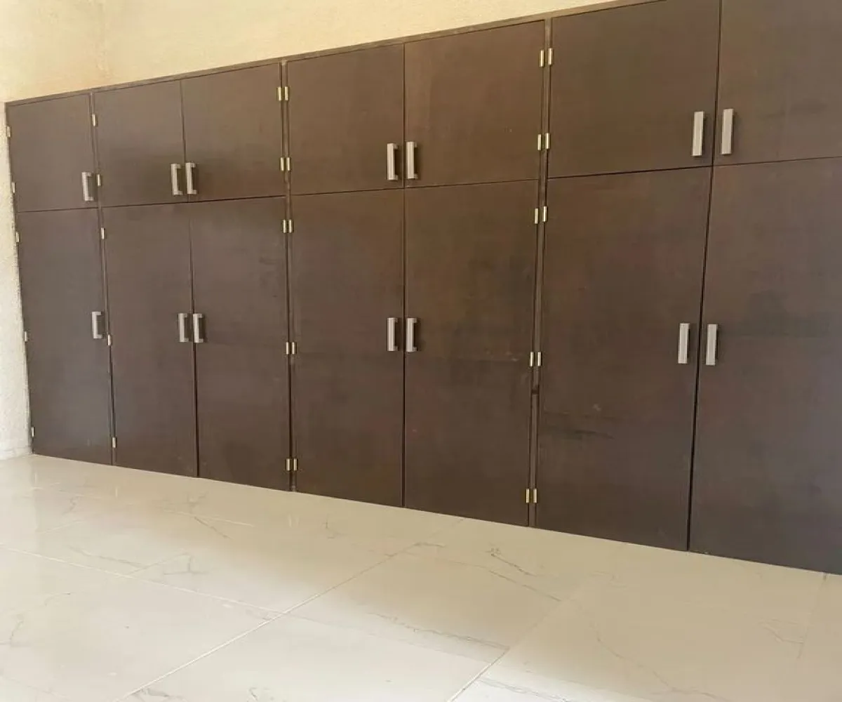 Casa En Venta,Puente Viejo 17, Zapopan, Jalisco 45206, 8 Habitaciones,8 Baños,Puente Viejo,2,pJPBctu Casa En Venta,Puente Viejo 17, Zapopan, Jalisco 45206, 8 Habitaciones,8 Baños,Puente Viejo,2,pJPBctu