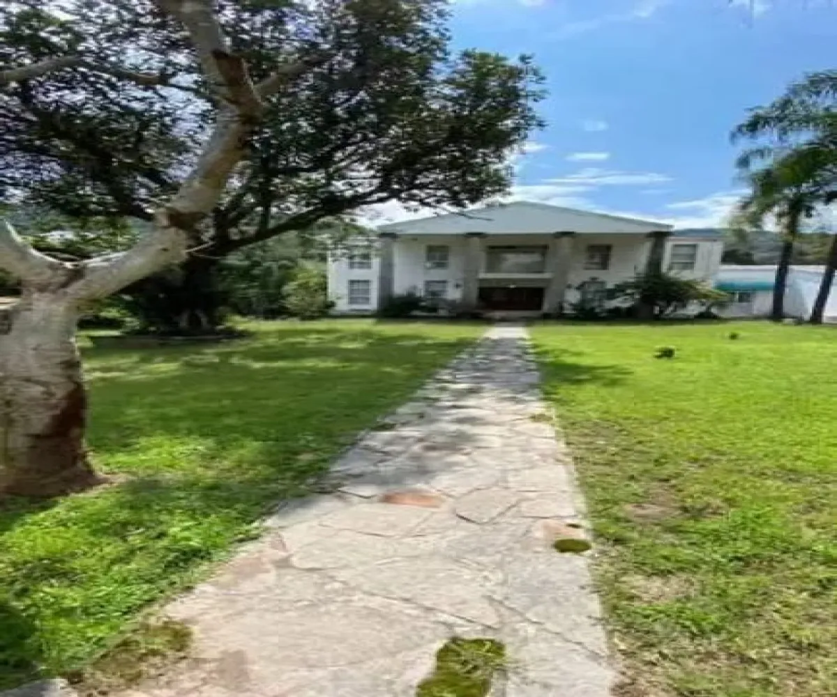 Casa En Venta,Puente Viejo 17, Zapopan, Jalisco 45206, 8 Habitaciones,8 Baños,Puente Viejo,2,pJPBctu Casa En Venta,Puente Viejo 17, Zapopan, Jalisco 45206, 8 Habitaciones,8 Baños,Puente Viejo,2,pJPBctu