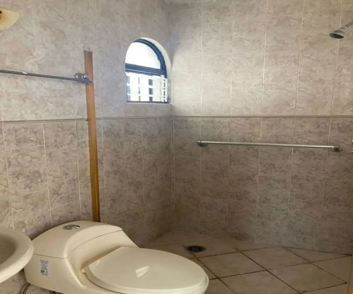 Casa En Venta,Loma Bonita Ejidal,Rio Verde 540, Zapopan, Jalisco 45589, 5 Habitaciones,3 Baños,Rio Verde,2,pBFC6pa Casa En Venta,Loma Bonita Ejidal,Rio Verde 540, Zapopan, Jalisco 45589, 5 Habitaciones,3 Baños,Rio Verde,2,pBFC6pa