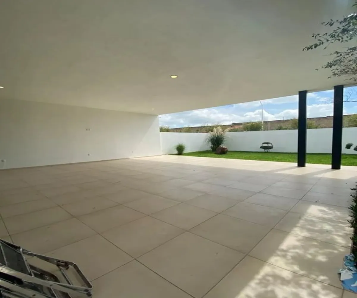 Casa En Venta,Nuevo México,Margarita 92 96, Zapopan, Jalisco 45138, 3 Habitaciones,3 Baños,Margarita,2,pxm428l Casa En Venta,Nuevo México,Margarita 92 96, Zapopan, Jalisco 45138, 3 Habitaciones,3 Baños,Margarita,2,pxm428l