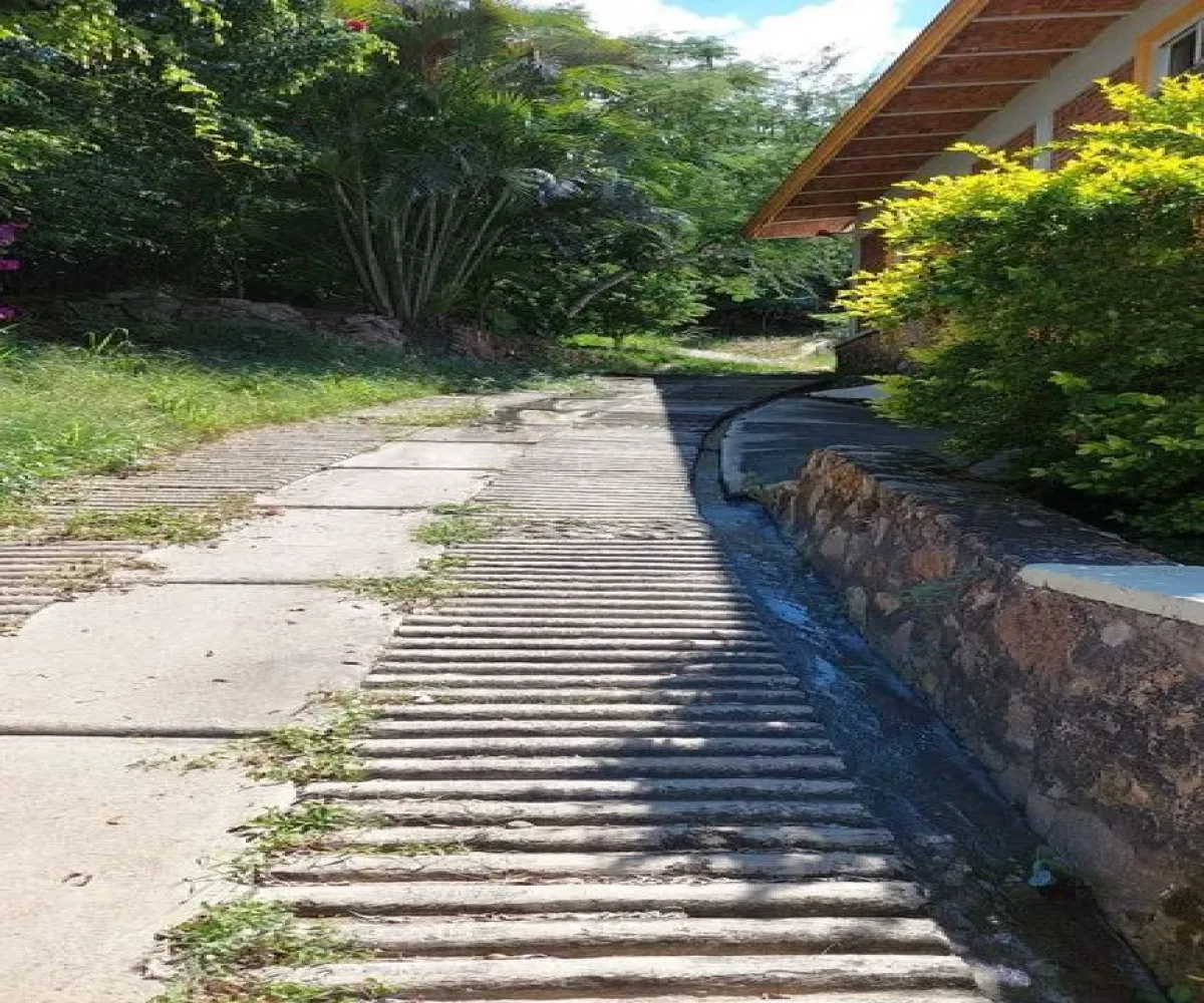 Casa En Venta,Las Cañadas,Bosque de San Isidro Sur 97, Zapopan, Jalisco 45133, 5 Habitaciones,6 Baños,Bosque de San Isidro Sur ,4,p4nwldX Casa En Venta,Las Cañadas,Bosque de San Isidro Sur 97, Zapopan, Jalisco 45133, 5 Habitaciones,6 Baños,Bosque de San Isidro Sur ,4,p4nwldX