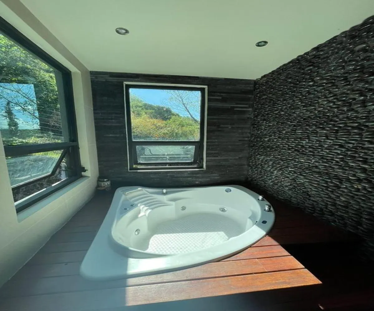 Casa En Venta,Bosques de San Isidro (Las Cañadas),Bosques de Chapultepec 83, Zapopan, Jalisco 45133, 3 Habitaciones,3 Baños,Bosques de Chapultepec,3,pekVq9O