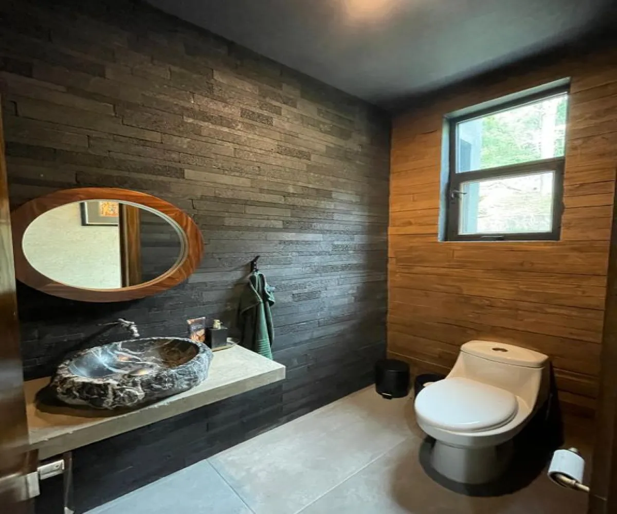 Casa En Venta,Bosques de San Isidro (Las Cañadas),Bosques de Chapultepec 83, Zapopan, Jalisco 45133, 3 Habitaciones,3 Baños,Bosques de Chapultepec,3,pekVq9O