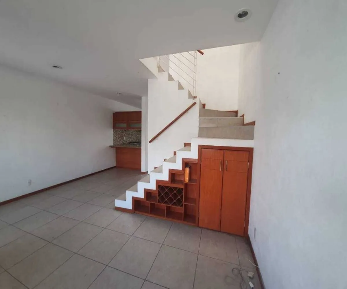Casa En Venta,Parques del Bosquqe,Calle del Bosque 357, San Pedro Tlaquepaque, Jalisco 45597, 3 Habitaciones,2 Baños,Calle del Bosque,1,pS2kqX9 Casa En Venta,Parques del Bosquqe,Calle del Bosque 357, San Pedro Tlaquepaque, Jalisco 45597, 3 Habitaciones,2 Baños,Calle del Bosque,1,pS2kqX9