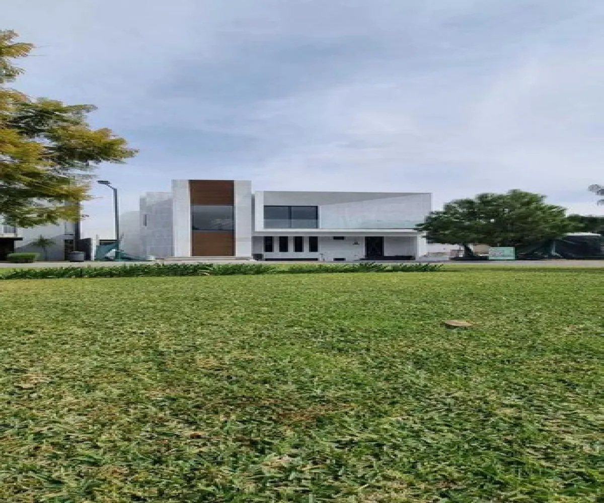 Casa En Venta,San Juan de Ocotán,Avenida Vallarta Eje Poniente 2701, Zapopan, Jalisco 45222, 4 Habitaciones,5 Baños,Avenida Vallarta Eje Poniente,1,pmlMID8 Casa En Venta,San Juan de Ocotán,Avenida Vallarta Eje Poniente 2701, Zapopan, Jalisco 45222, 4 Habitaciones,5 Baños,Avenida Vallarta Eje Poniente,1,pmlMID8