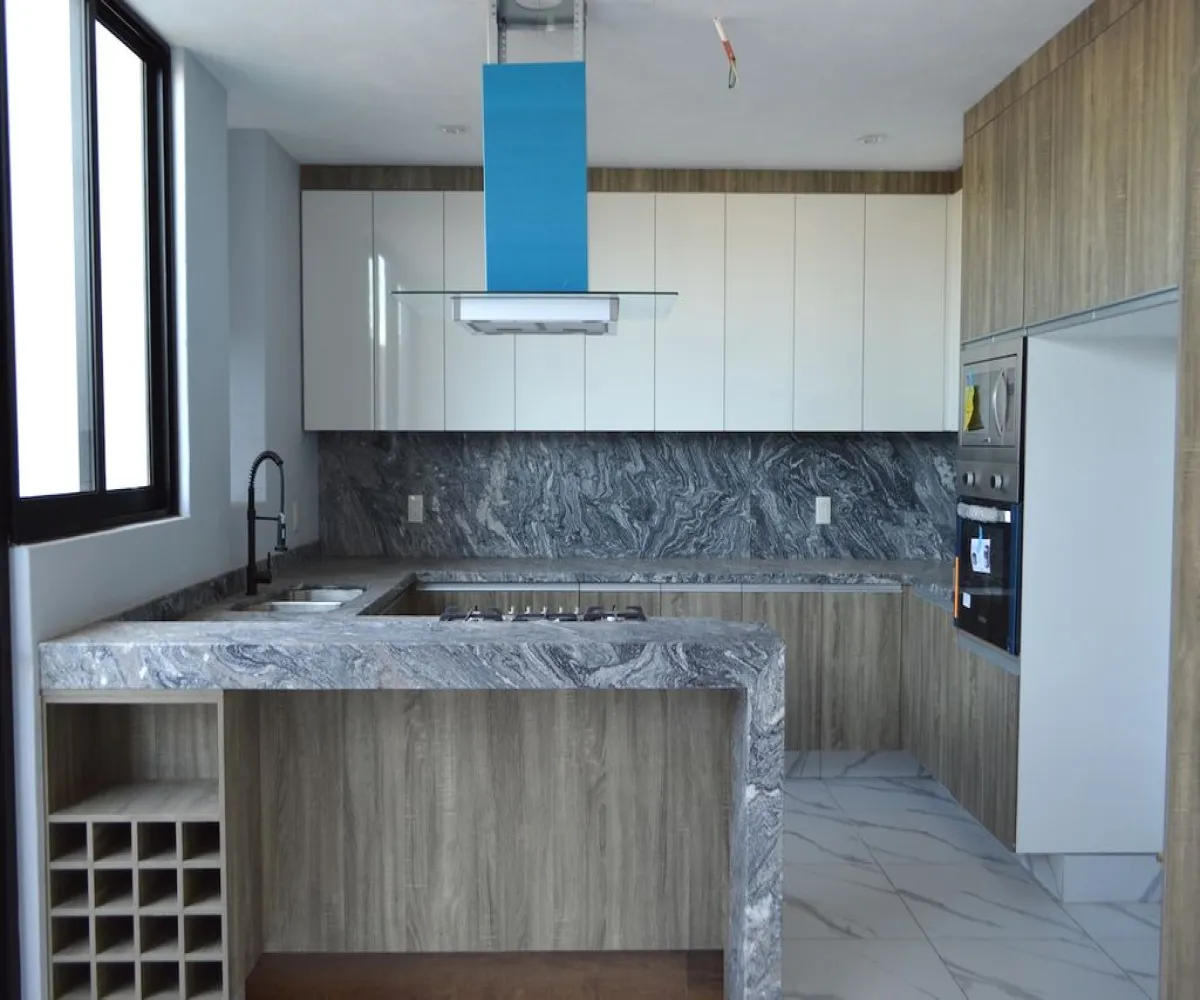 Casa En Venta,Los Almendros,Avenida Río Blanco 1676 299, Zapopan, Jalisco 45135, 4 Habitaciones,4 Baños,Avenida Río Blanco ,2,pAAbgks