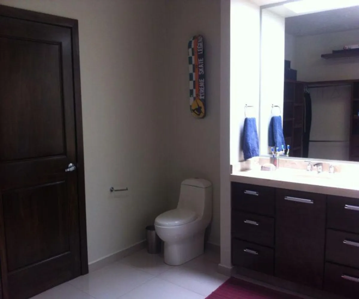 Casa En Venta,Iturbide 151, San Miguel el Alto, Jalisco 47140, 3 Habitaciones,3 Baños,Iturbide,1,pMsCGXo