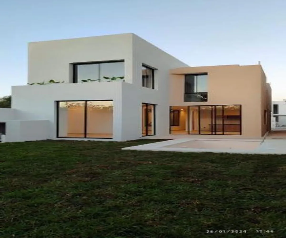 Casa En Venta,Carretera Chicxulub Puerto S/N, Conkal, Yucatán 97345, 4 Habitaciones,5 Baños,Carretera Chicxulub Puerto,2,pCYulGH