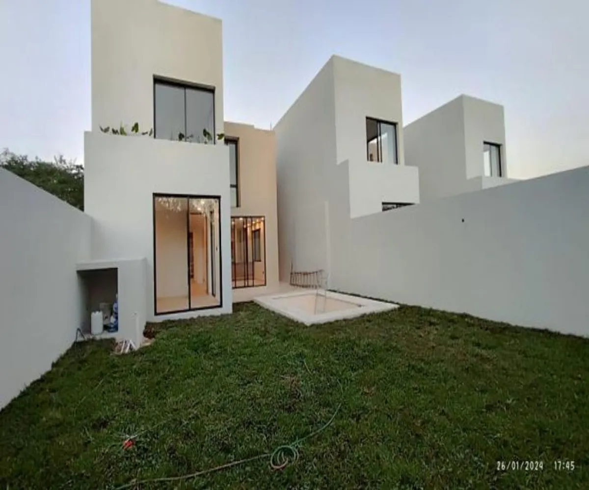 Casa En Venta,Carretera Chicxulub Puerto S/N, Conkal, Yucatán 97345, 4 Habitaciones,5 Baños,Carretera Chicxulub Puerto,2,poFPOQY