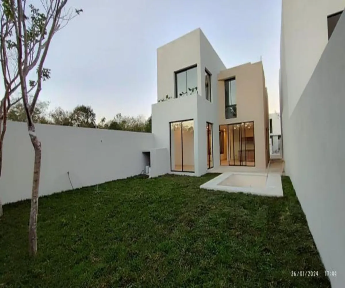 Casa En Venta,Carretera Chicxulub Puerto S/N, Conkal, Yucatán 97345, 4 Habitaciones,5 Baños,Carretera Chicxulub Puerto,2,poFPOQY