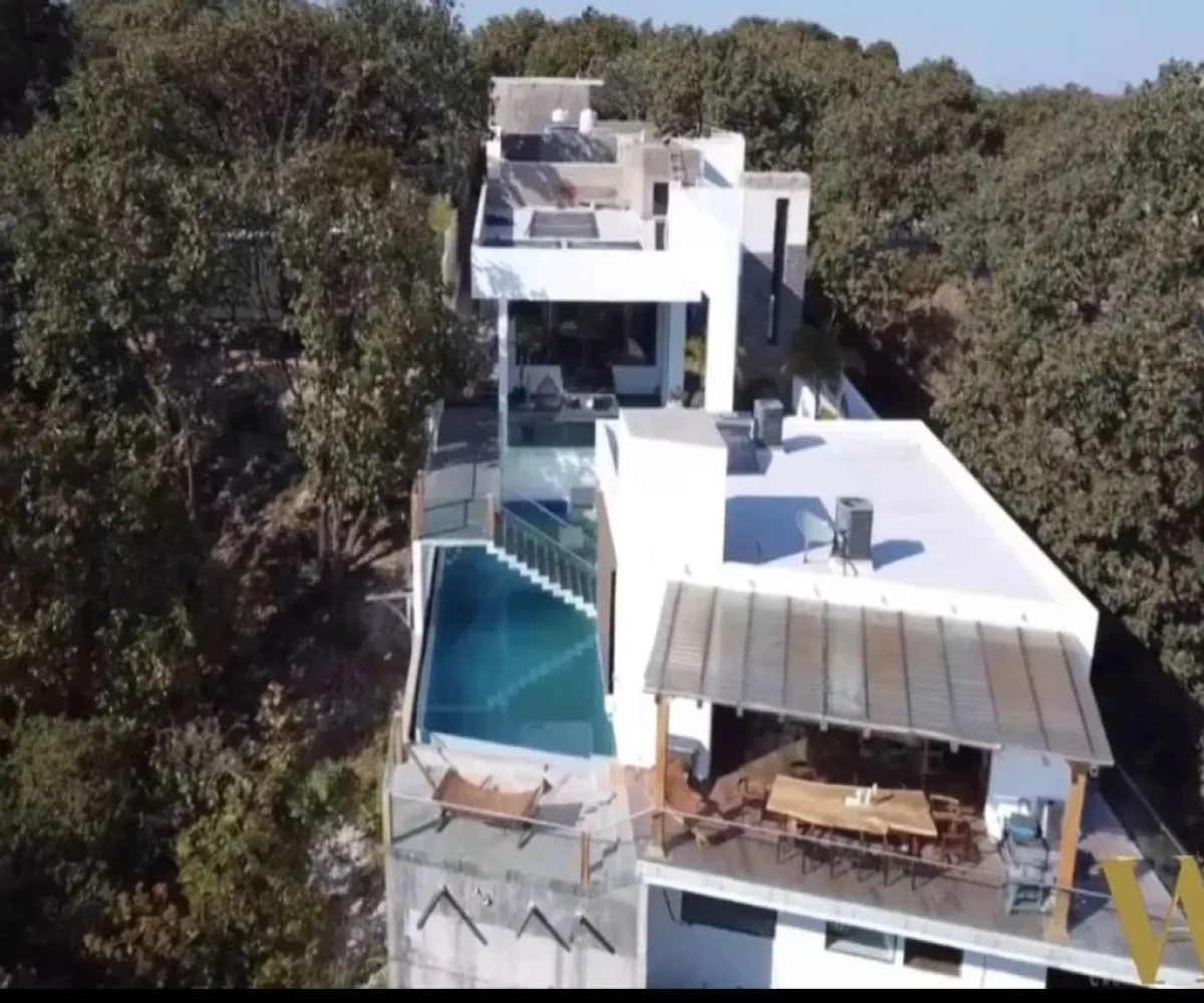 Casa En Venta,El Palomar,Paseo del Agua 204, Tlajomulco de Zúñiga, Jalisco 45643, 5 Habitaciones,6 Baños,Paseo del Agua,1,po5tGEd