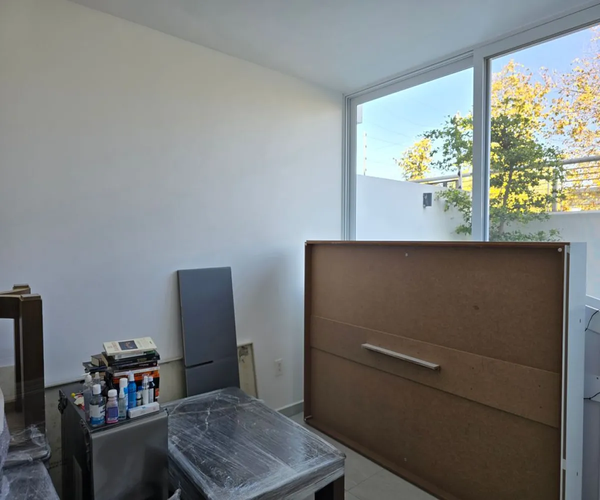 Casa En Venta,Solares Residencial,Avenida Paseo DE LA LUNA 933 133, Zapopan, Jalisco 45134, 4 Habitaciones,4 Baños,Avenida Paseo DE LA LUNA 933,2,pwYWVEE