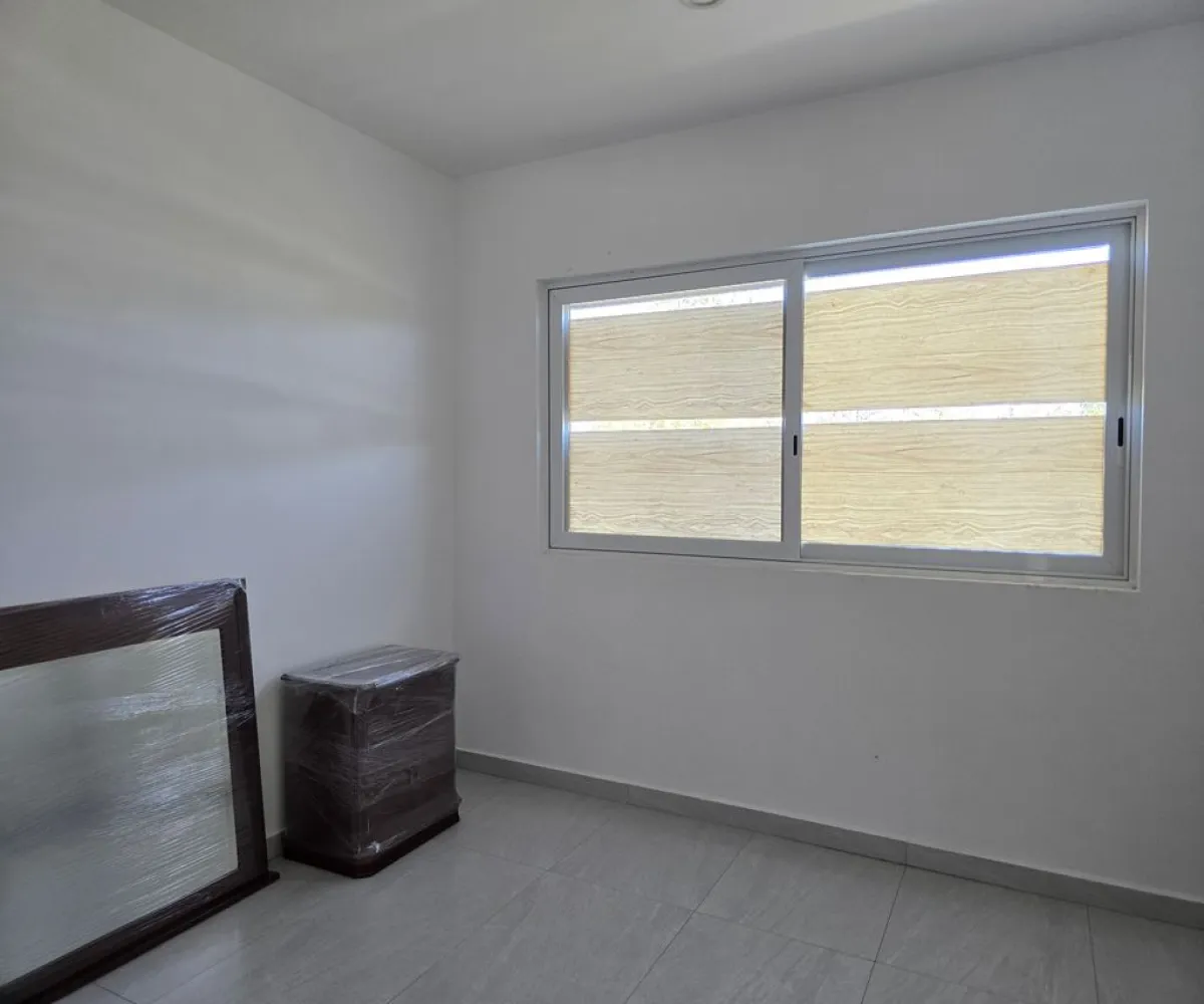 Casa En Venta,Solares Residencial,Avenida Paseo DE LA LUNA 933 133, Zapopan, Jalisco 45134, 4 Habitaciones,4 Baños,Avenida Paseo DE LA LUNA 933,2,pwYWVEE