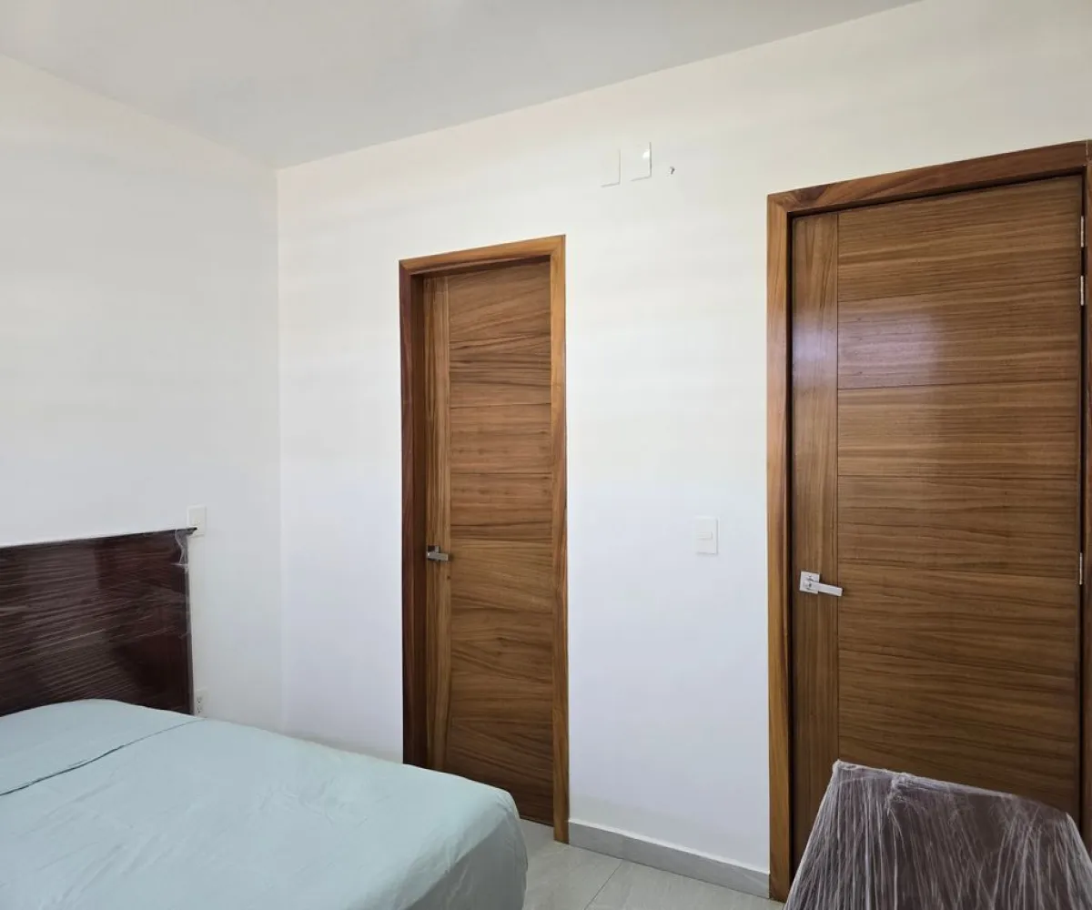 Casa En Venta,Solares Residencial,Avenida Paseo DE LA LUNA 933 133, Zapopan, Jalisco 45134, 4 Habitaciones,4 Baños,Avenida Paseo DE LA LUNA 933,2,pwYWVEE