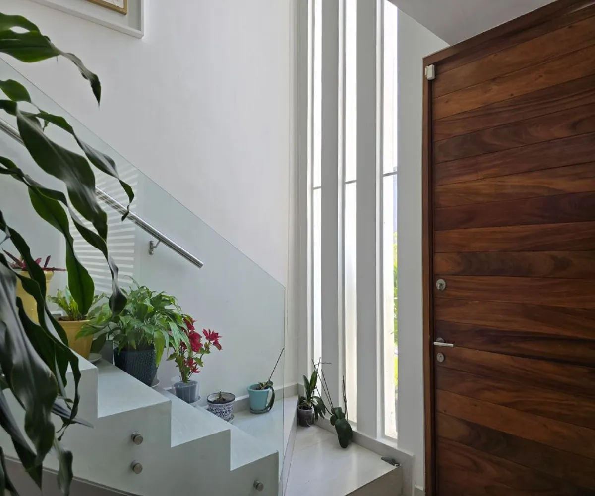 Casa En Venta,Zona Real,Avenida Paseo de La Luna 933, Zapopan, Jalisco 45134, 3 Habitaciones,3 Baños,Avenida Paseo de La Luna,1,pgbdww5