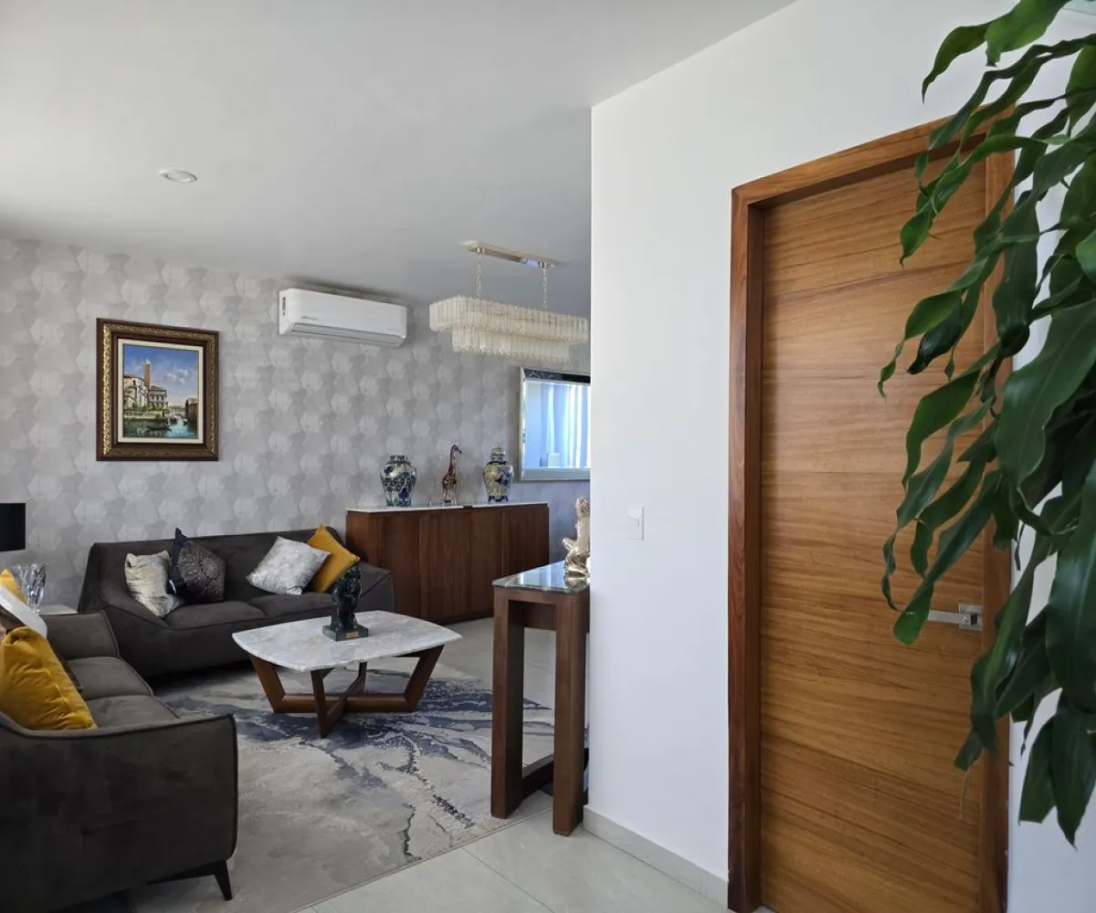 Casa En Venta,Zona Real,Avenida Paseo de La Luna 933, Zapopan, Jalisco 45134, 3 Habitaciones,3 Baños,Avenida Paseo de La Luna,1,pgbdww5