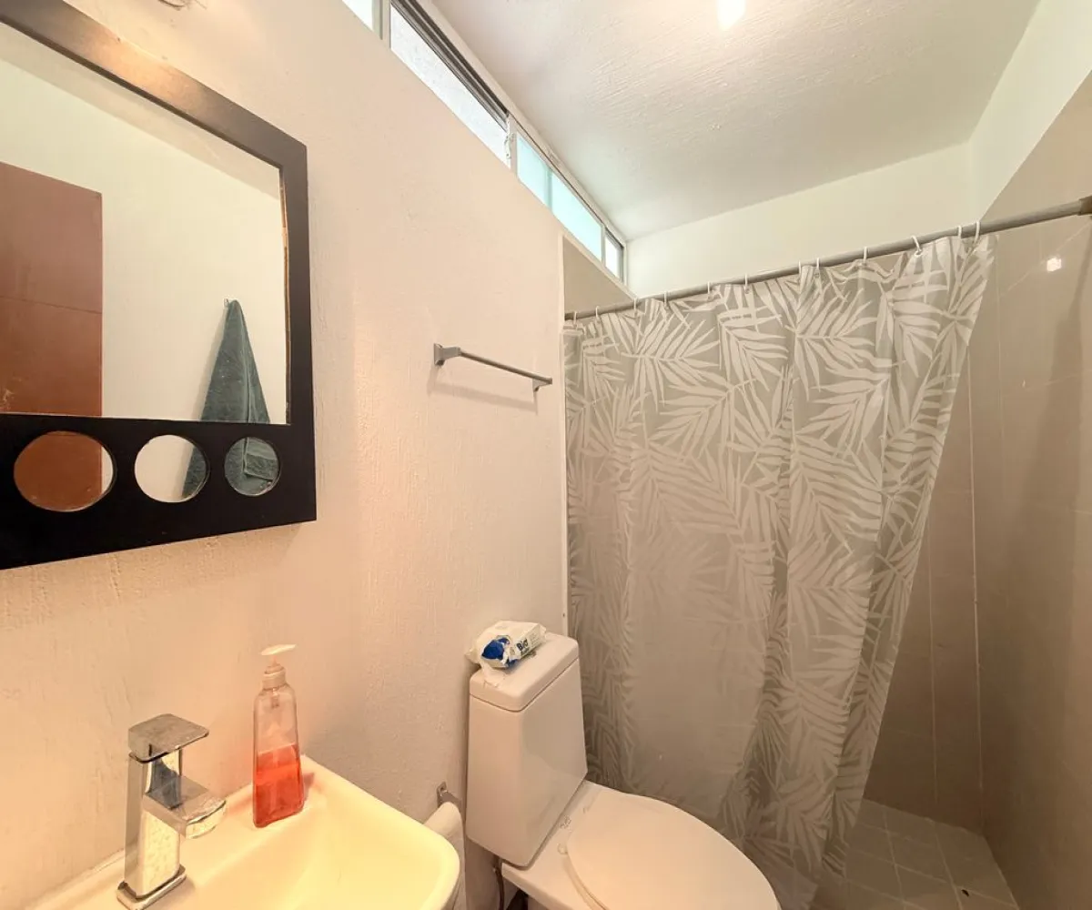 Casa En Venta,Bosque real,Boulevard la Loma 1000, Tlajomulco de Zúñiga, Jalisco 46640, 3 Habitaciones,3 Baños,Boulevard la Loma,2,pd5sjg8