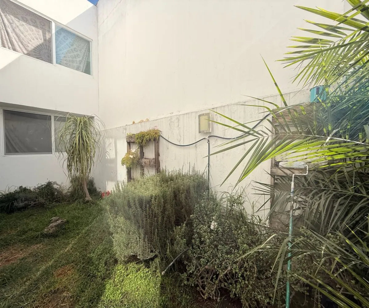 Casa En Venta,Bosque real,Boulevard la Loma 1000, Tlajomulco de Zúñiga, Jalisco 46640, 3 Habitaciones,3 Baños,Boulevard la Loma,2,pd5sjg8