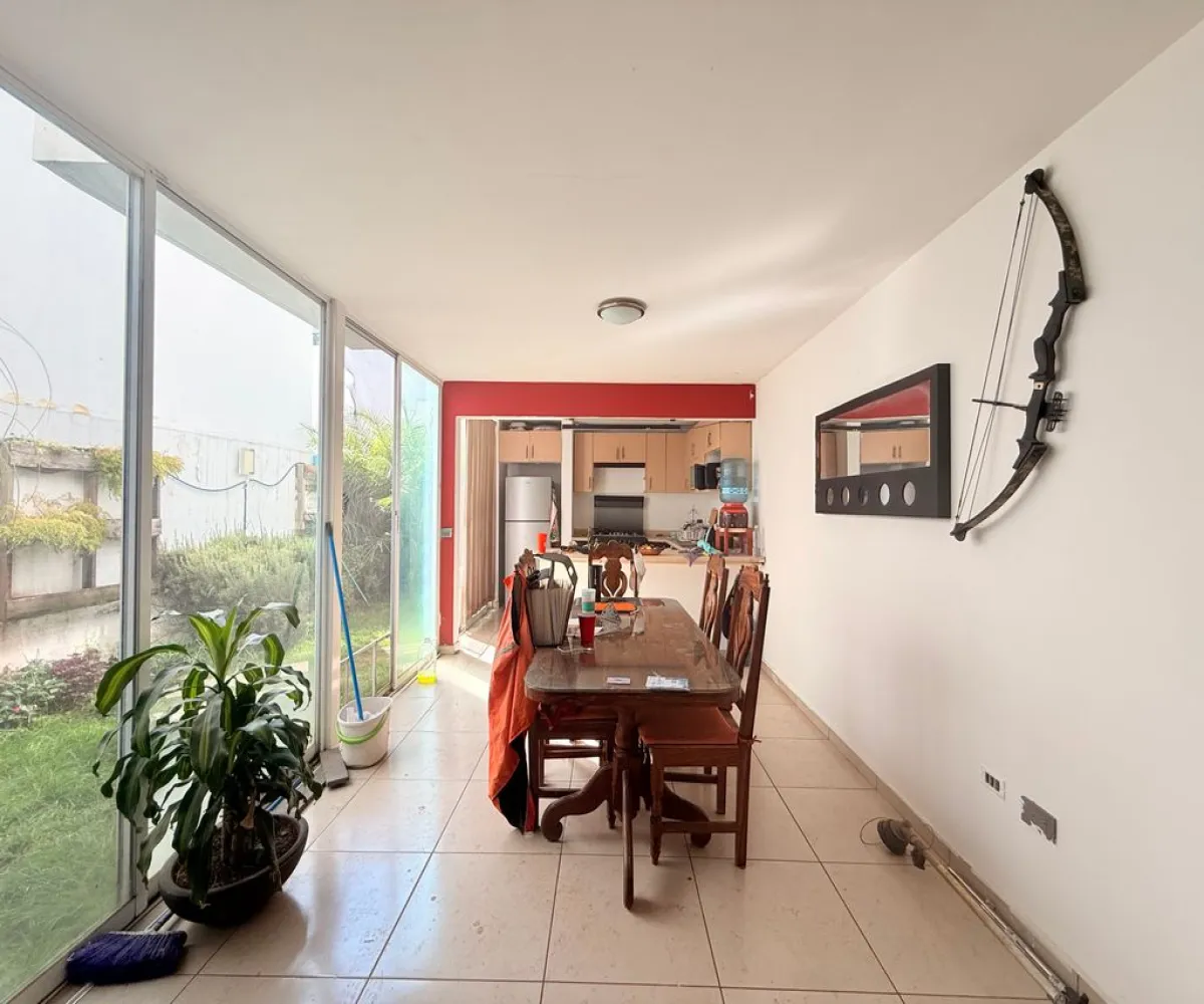 Casa En Venta,Bosque real,Boulevard la Loma 1000, Tlajomulco de Zúñiga, Jalisco 46640, 3 Habitaciones,3 Baños,Boulevard la Loma,2,pd5sjg8