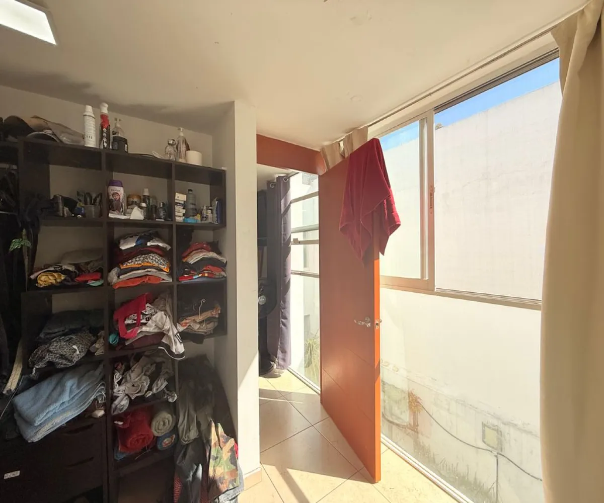 Casa En Venta,Bosque real,Boulevard la Loma 1000, Tlajomulco de Zúñiga, Jalisco 46640, 3 Habitaciones,3 Baños,Boulevard la Loma,2,pd5sjg8