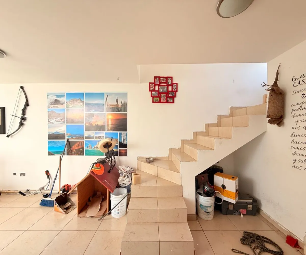 Casa En Venta,Bosque real,Boulevard la Loma 1000, Tlajomulco de Zúñiga, Jalisco 46640, 3 Habitaciones,3 Baños,Boulevard la Loma,2,pd5sjg8