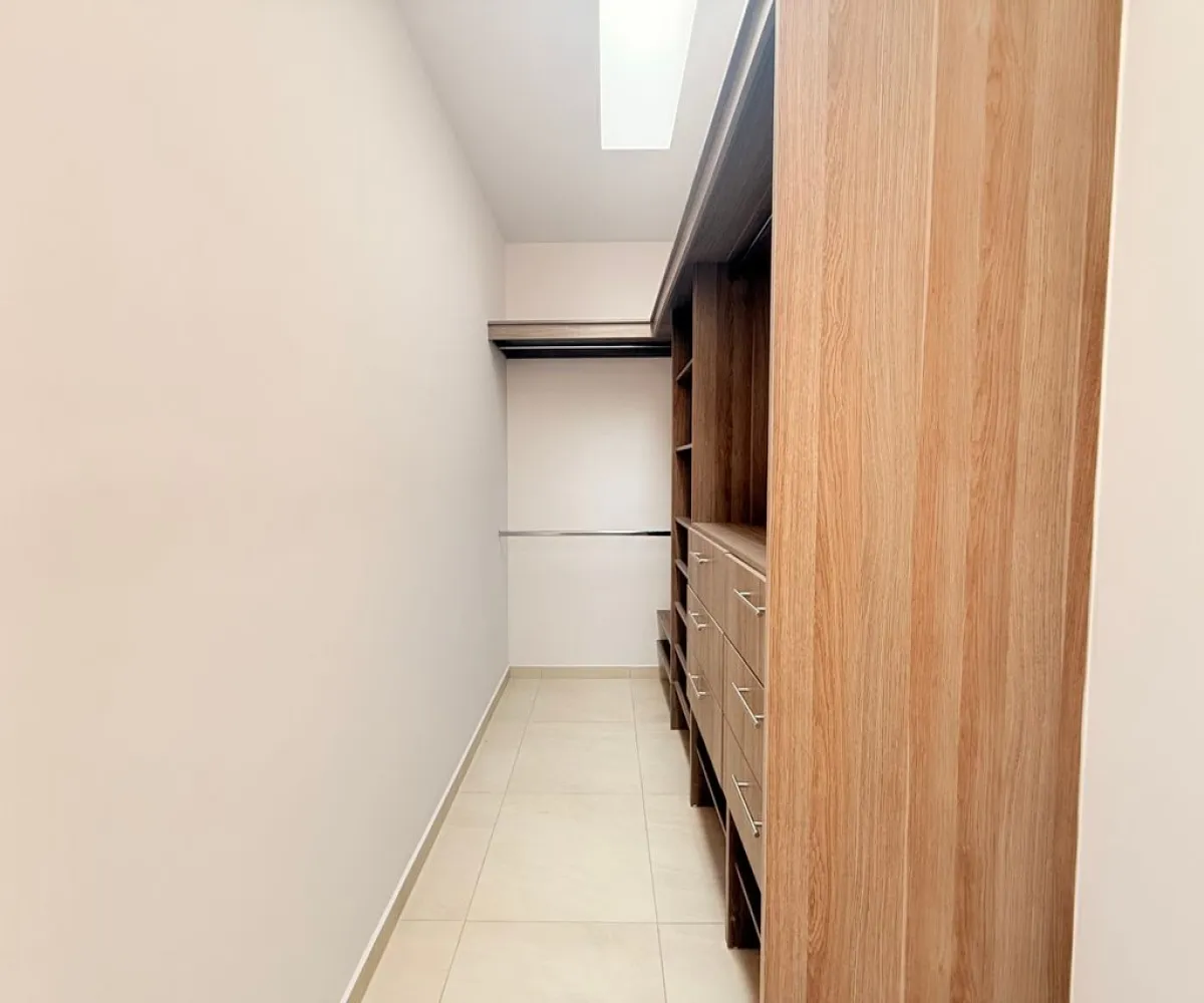 Casa En Venta,Cortijo de San Agustín,Camino de los Girasoles 1, Tlajomulco de Zúñiga, Jalisco 45645, 3 Habitaciones,2 Baños,Camino de los Girasoles,3,pdvfNWt