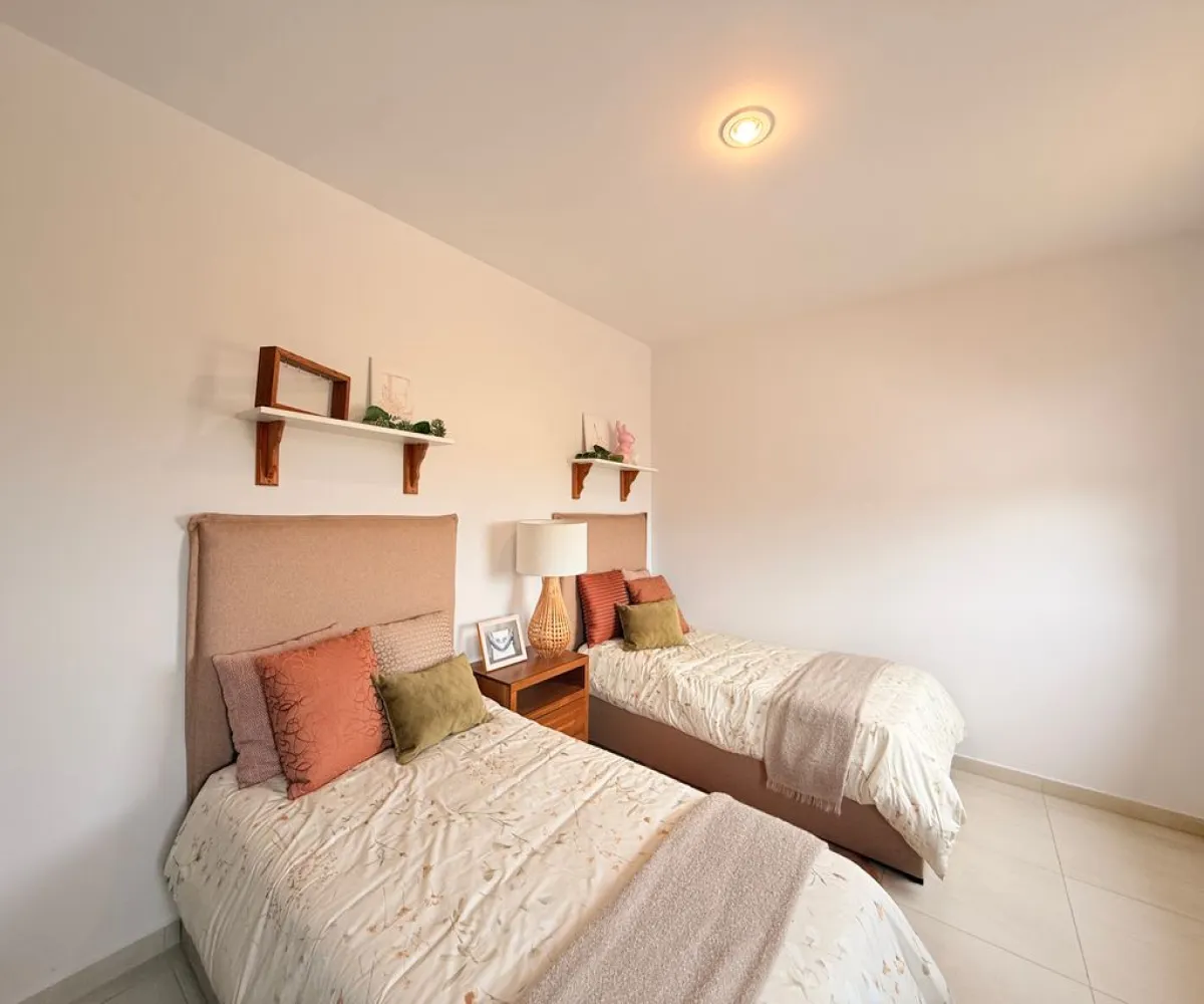 Casa En Venta,Cortijo de San Agustín,Camino de los Girasoles 1, Tlajomulco de Zúñiga, Jalisco 45645, 3 Habitaciones,2 Baños,Camino de los Girasoles,3,pdvfNWt