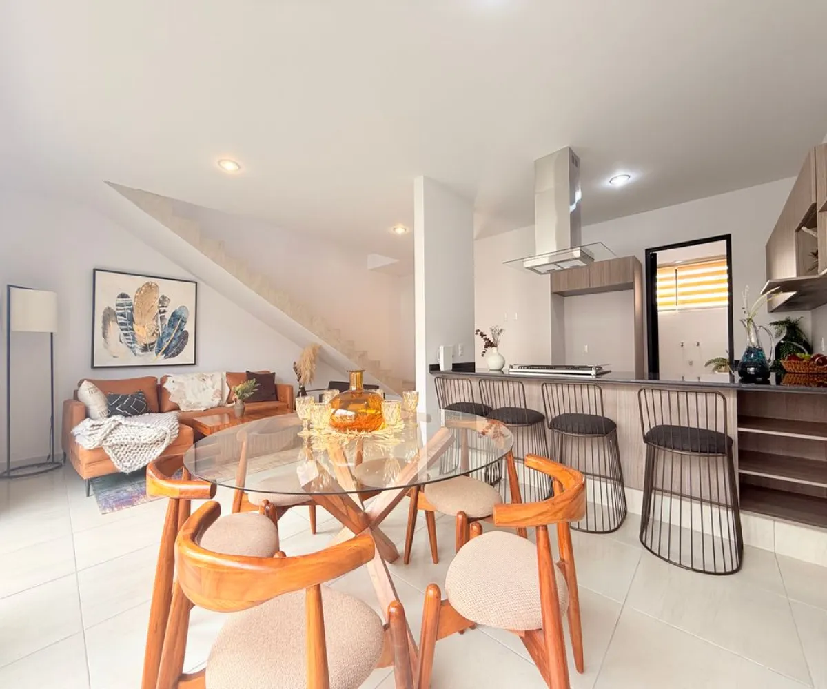 Casa En Venta,Cortijo de San Agustín,Camino de los Girasoles 1, Tlajomulco de Zúñiga, Jalisco 45645, 3 Habitaciones,2 Baños,Camino de los Girasoles,3,pdvfNWt