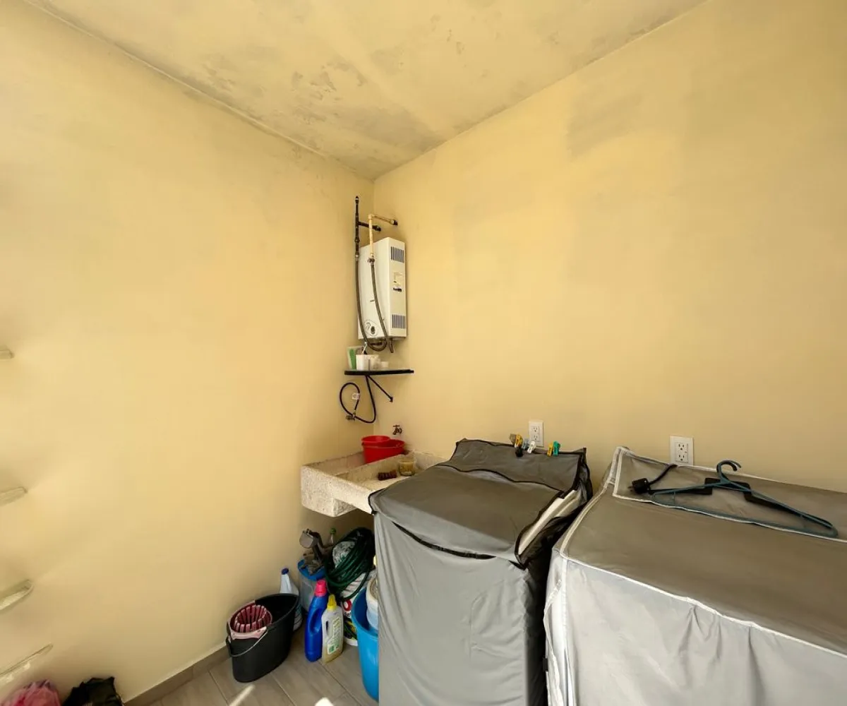 Casa En Venta,Residencial Alta California,Blvd. Alta California 1201, Tlajomulco de Zúñiga, Jalisco 45645, 3 Habitaciones,2 Baños,Blvd. Alta California ,2,plB6AGp Casa En Venta,Residencial Alta California,Blvd. Alta California 1201, Tlajomulco de Zúñiga, Jalisco 45645, 3 Habitaciones,2 Baños,Blvd. Alta California ,2,plB6AGp