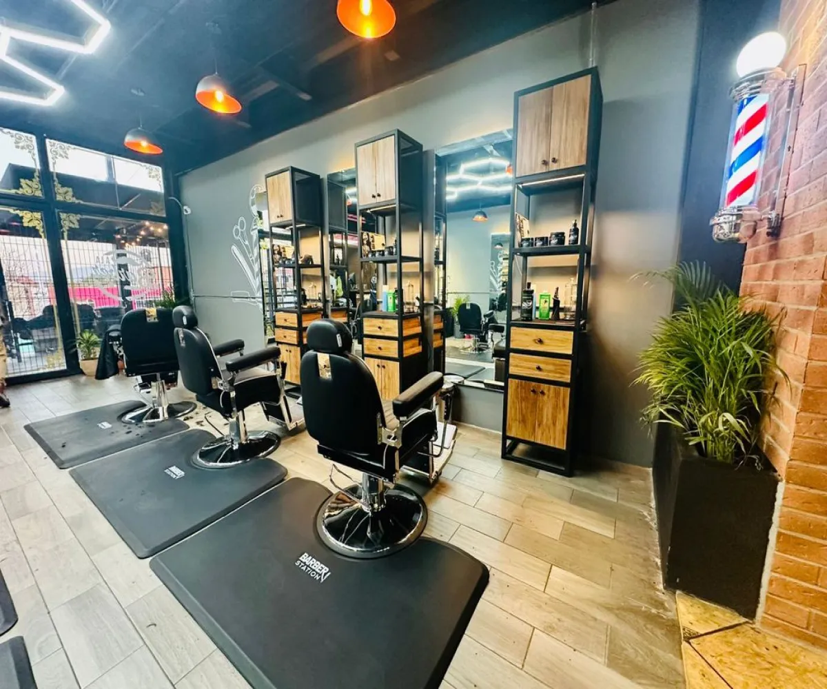 Local En Venta,Insurgentes,Avenida Manuel Román Alatorre 4012, Guadalajara, Jalisco 44820,1 Baño,Avenida Manuel Román Alatorre,1,p8QW8oV Local En Venta,Insurgentes,Avenida Manuel Román Alatorre 4012, Guadalajara, Jalisco 44820,1 Baño,Avenida Manuel Román Alatorre,1,p8QW8oV